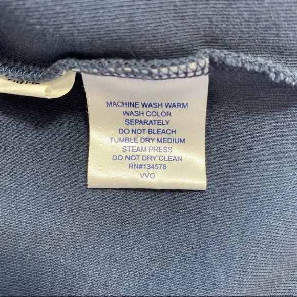 Vineyard Vines 💯 cotton sweater  with 1/2 zip front - Picture 3 of 7